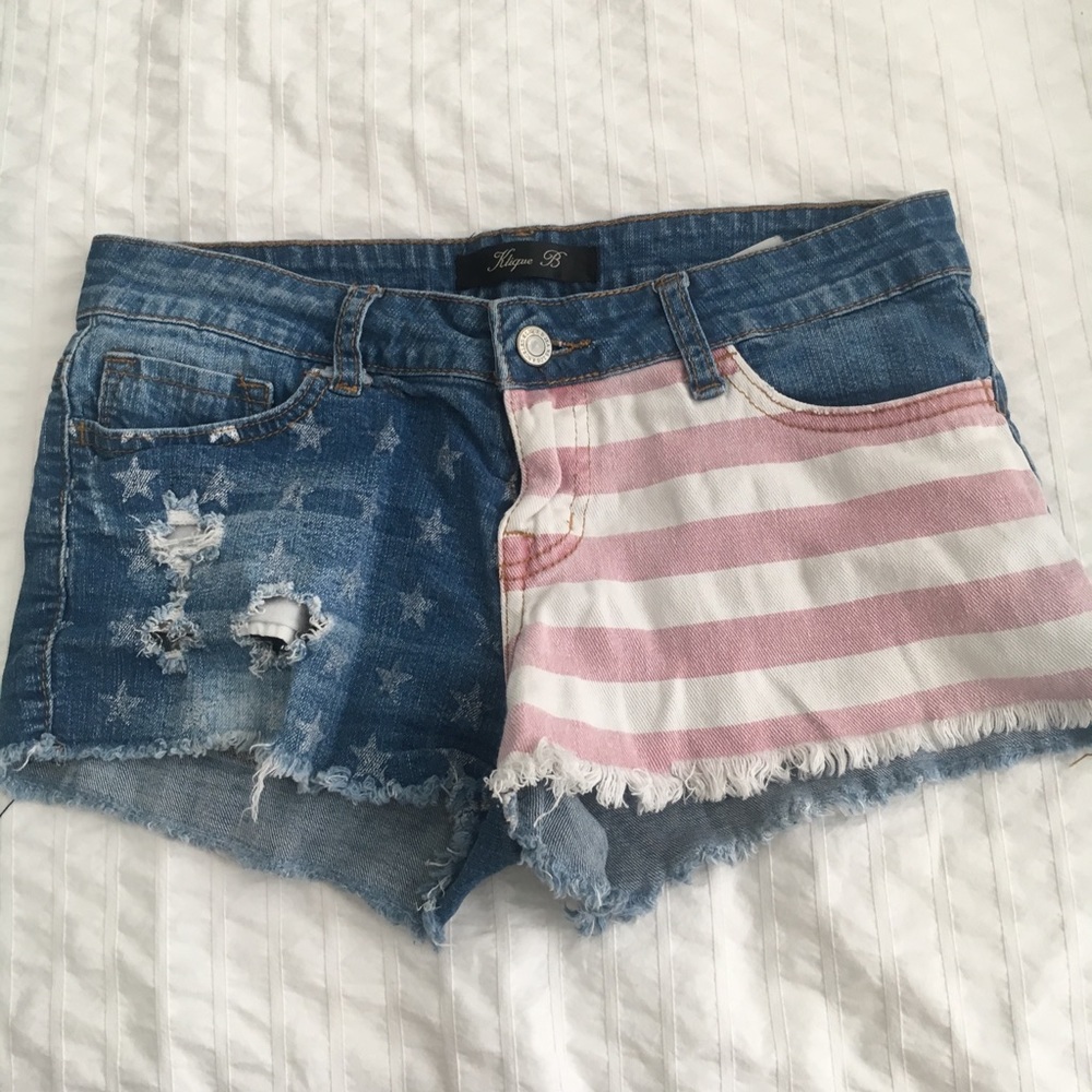 American flag shorts - Picture 1 of 3